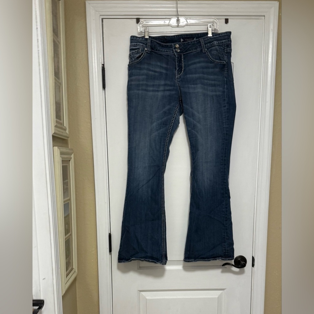 Vigoss sz 16 bootcut jeans.